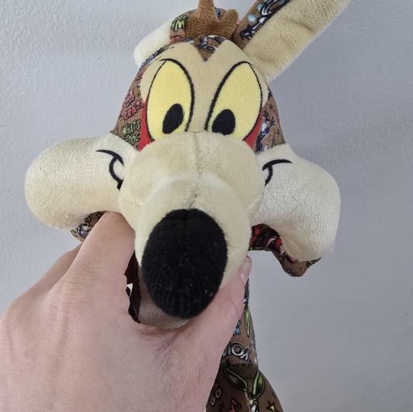 Looney Tunes Tweety Plush with Comic Print - Picture 6 of 13